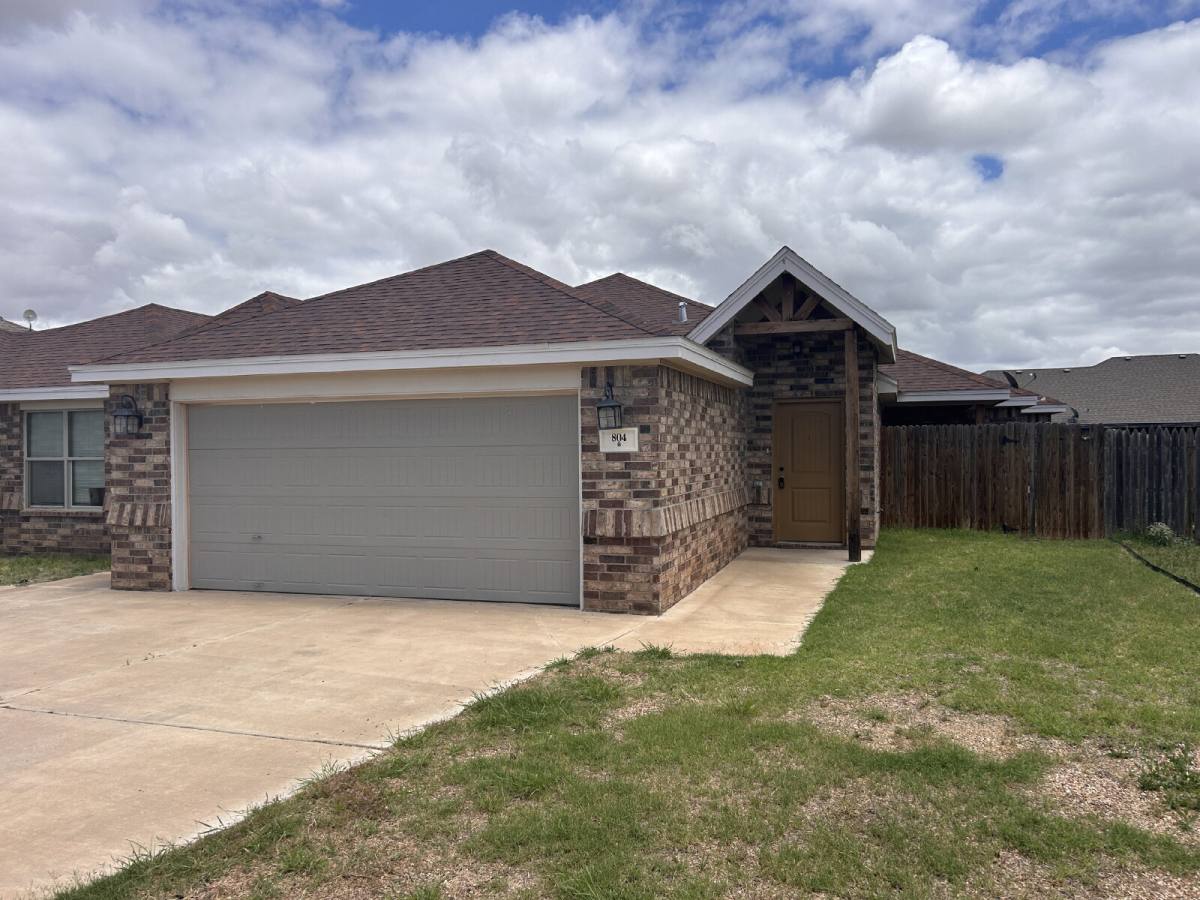 Apartment for rent at 804 N Englewood Ave #B, Lubbock, TX 79416