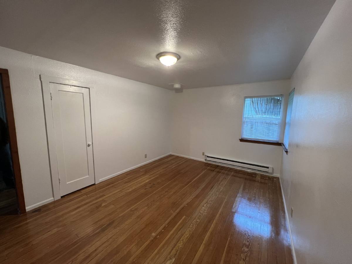 House for rent at 12845 Village Rd, Swisshome, OR 97480