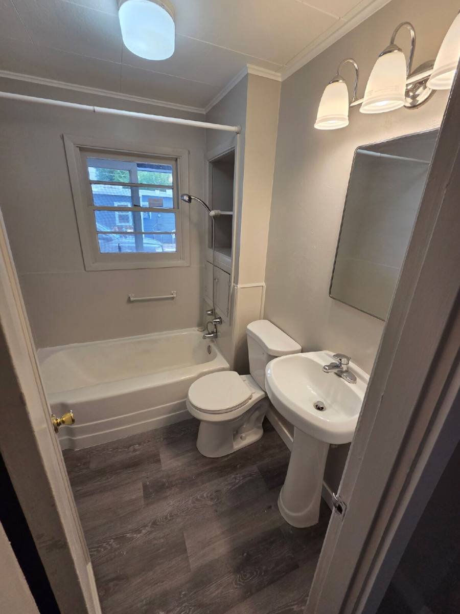 Apartment for rent at 345 NE 6th St #4, Prineville, OR 97754