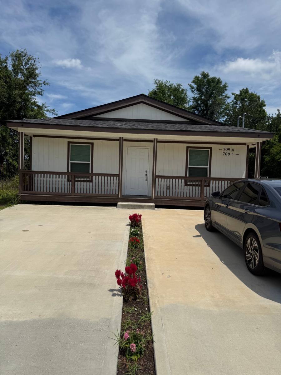 Townhouse for rent at 709 E 10th St #A, Panama City, FL 32401