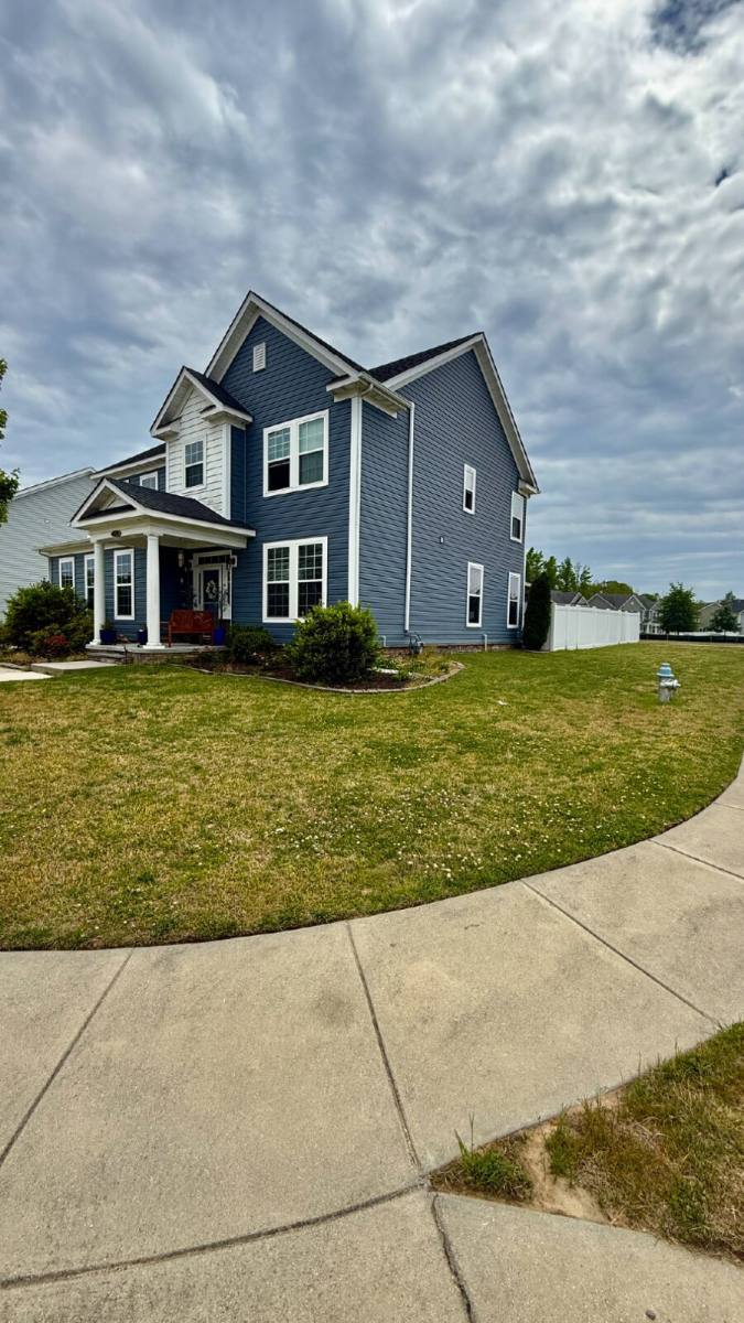 House for rent at 100 Sandalwood Lane, Suffolk, VA 23434