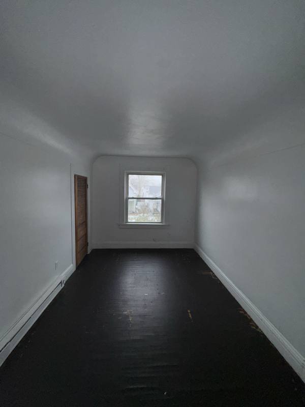 Apartment for rent at 1614 Oak St, Toledo, OH 43605