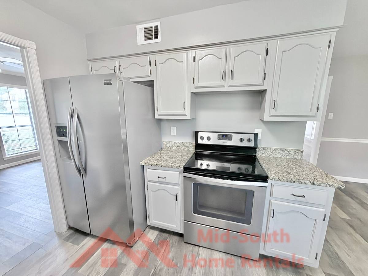 Apartment for rent at 512 McElroy Rd #A, Memphis, TN 38120