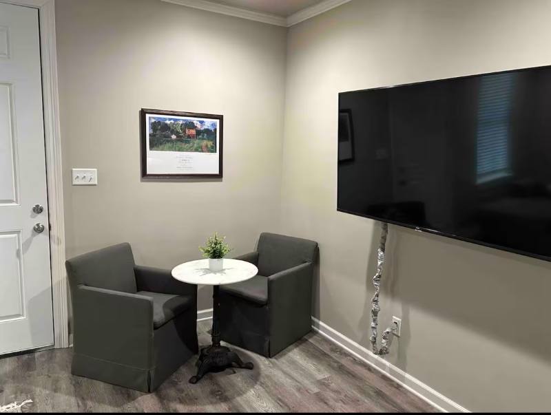 Apartment for rent at 305 W Second St #210, Lafayette, LA 70501