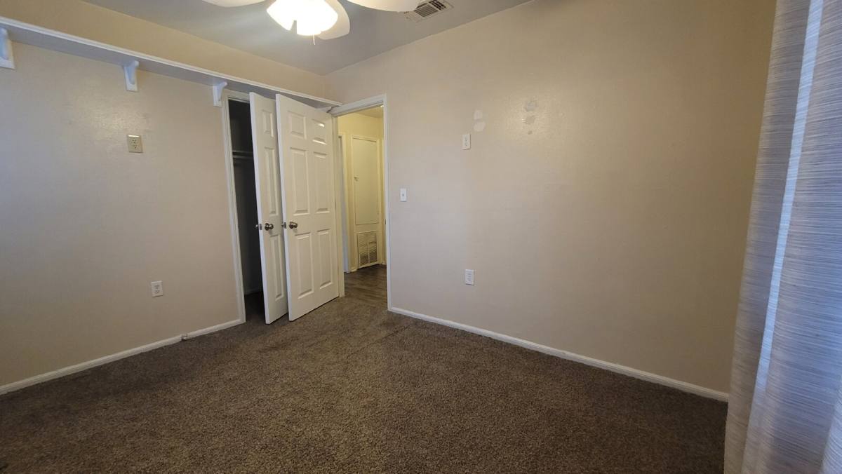 House for rent at 701 E Pinecrest Dr, Marshall, TX 75670