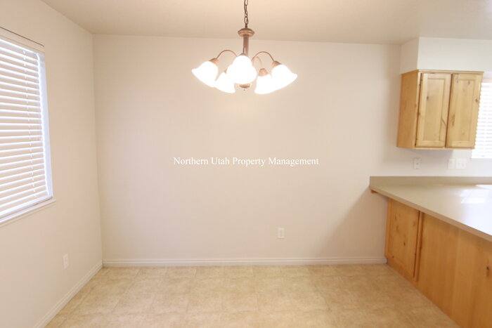 Townhouse for rent at 1328 E 6175 S, Ogden, UT 84405