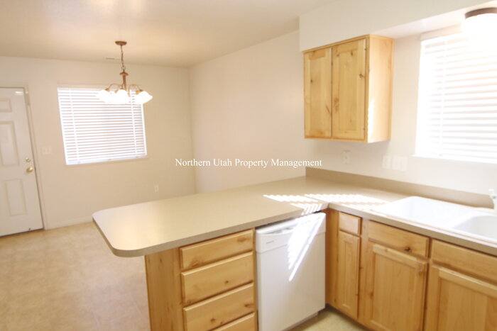 Townhouse for rent at 1328 E 6175 S, Ogden, UT 84405