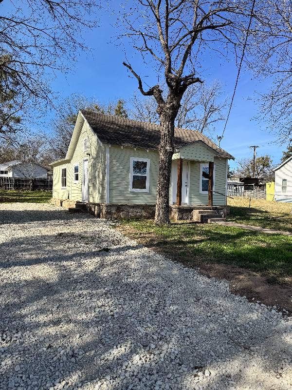 House for rent at 503 N Pearl St, Comanche, TX 76442
