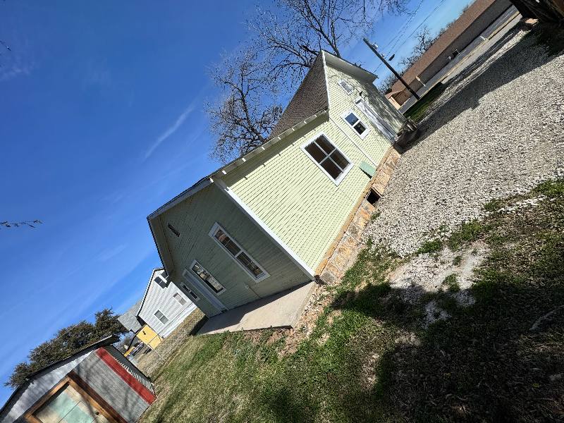 House for rent at 503 N Pearl St, Comanche, TX 76442