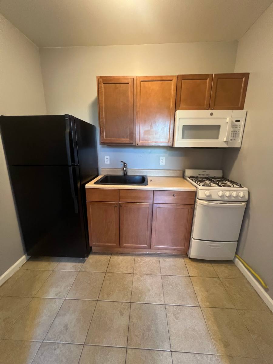 Apartment for rent at 366 4th Ave #27, Troy, NY 12182