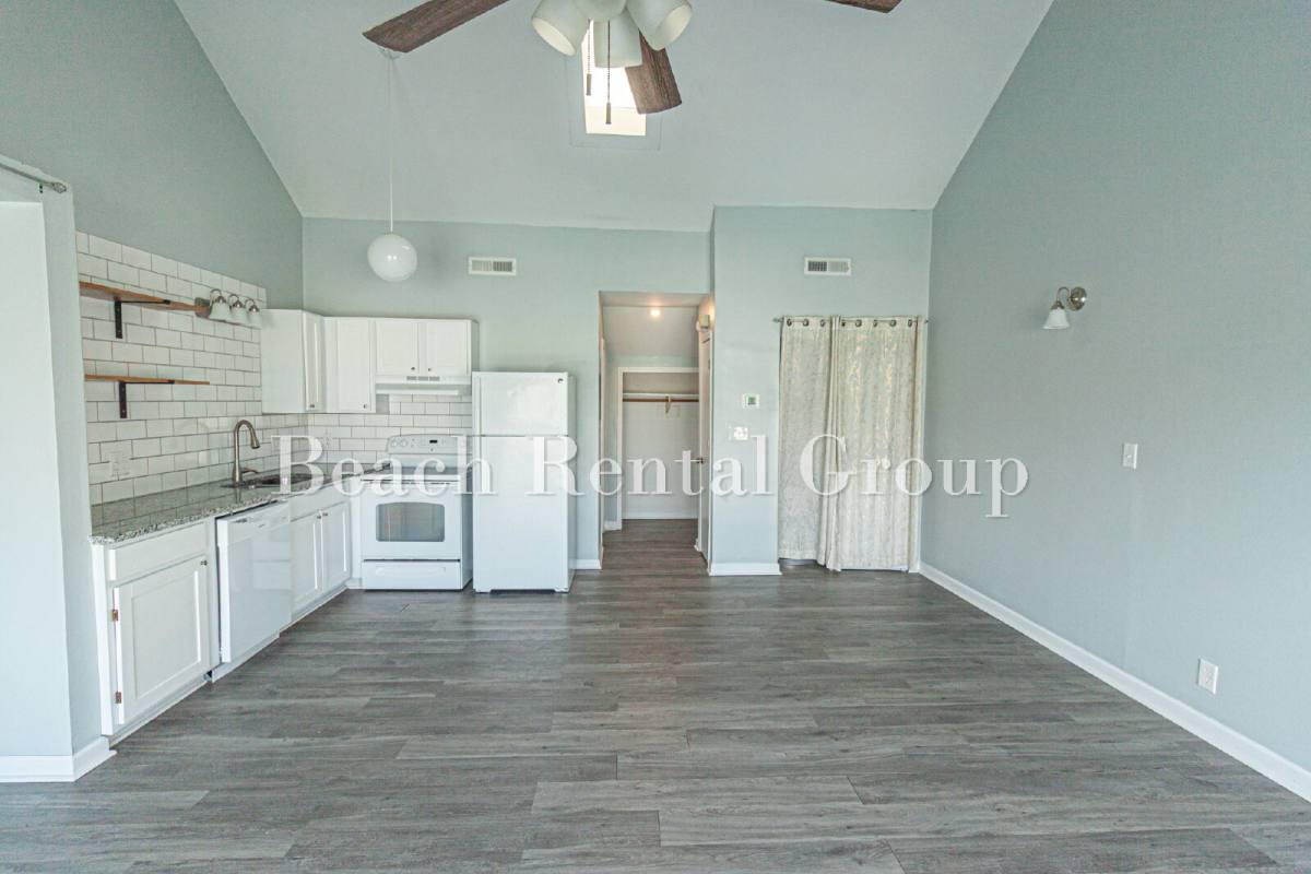 Apartment for rent at 3700 Golf Colony Lane #2-H, Little River, SC 29566