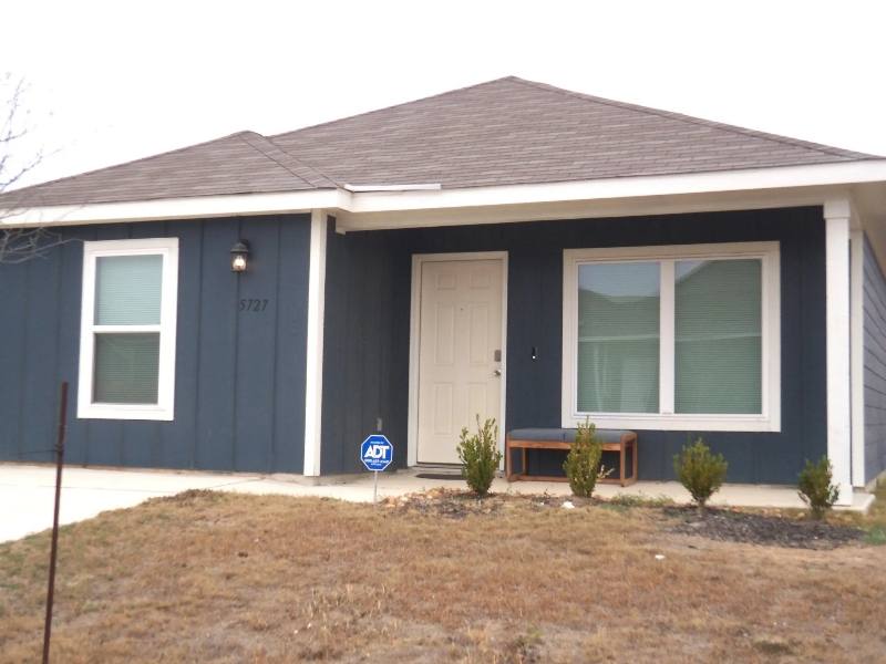 House for rent at 5727 Coopers Crossing, San Antonio, TX 78222