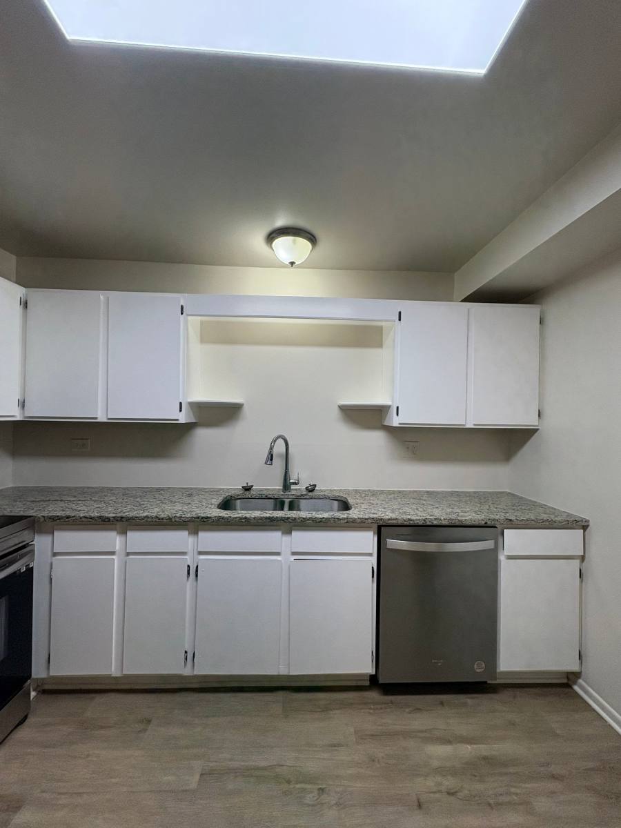 Condo for rent at 1348 N Geneva Dr #1B, Palatine, IL 60074