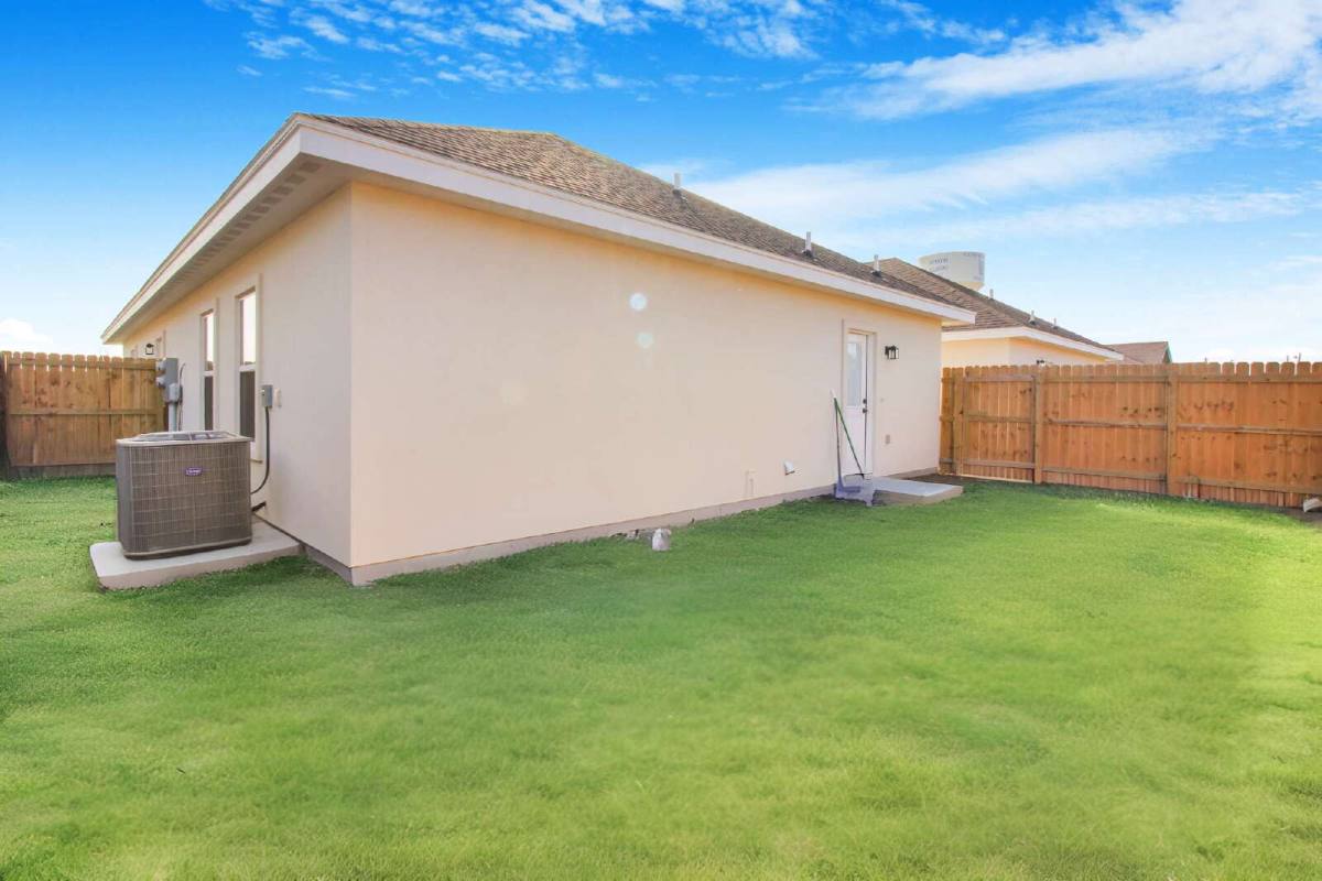 Apartment for rent at 3307 Aurora Lane - A, Edinburg, TX 78542