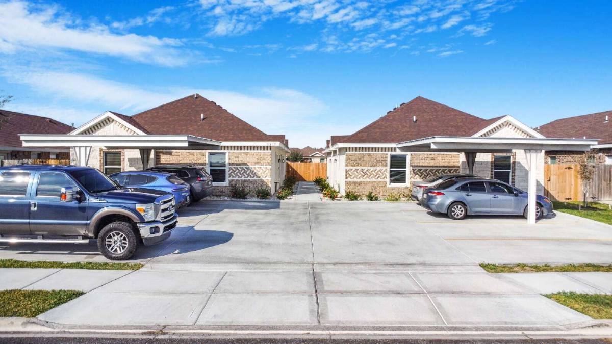 Apartment for rent at 3307 Aurora Lane - A, Edinburg, TX 78542