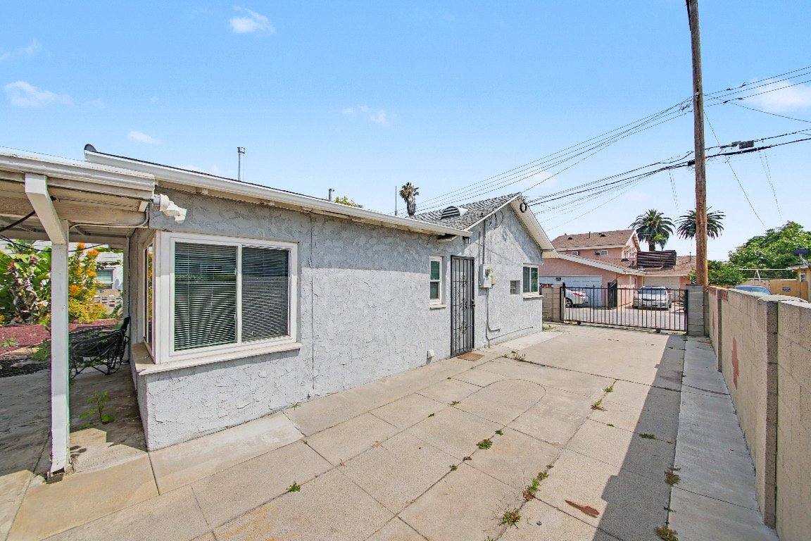 House for rent at 445 1 2 E Alisal Way, Covina, CA 91723