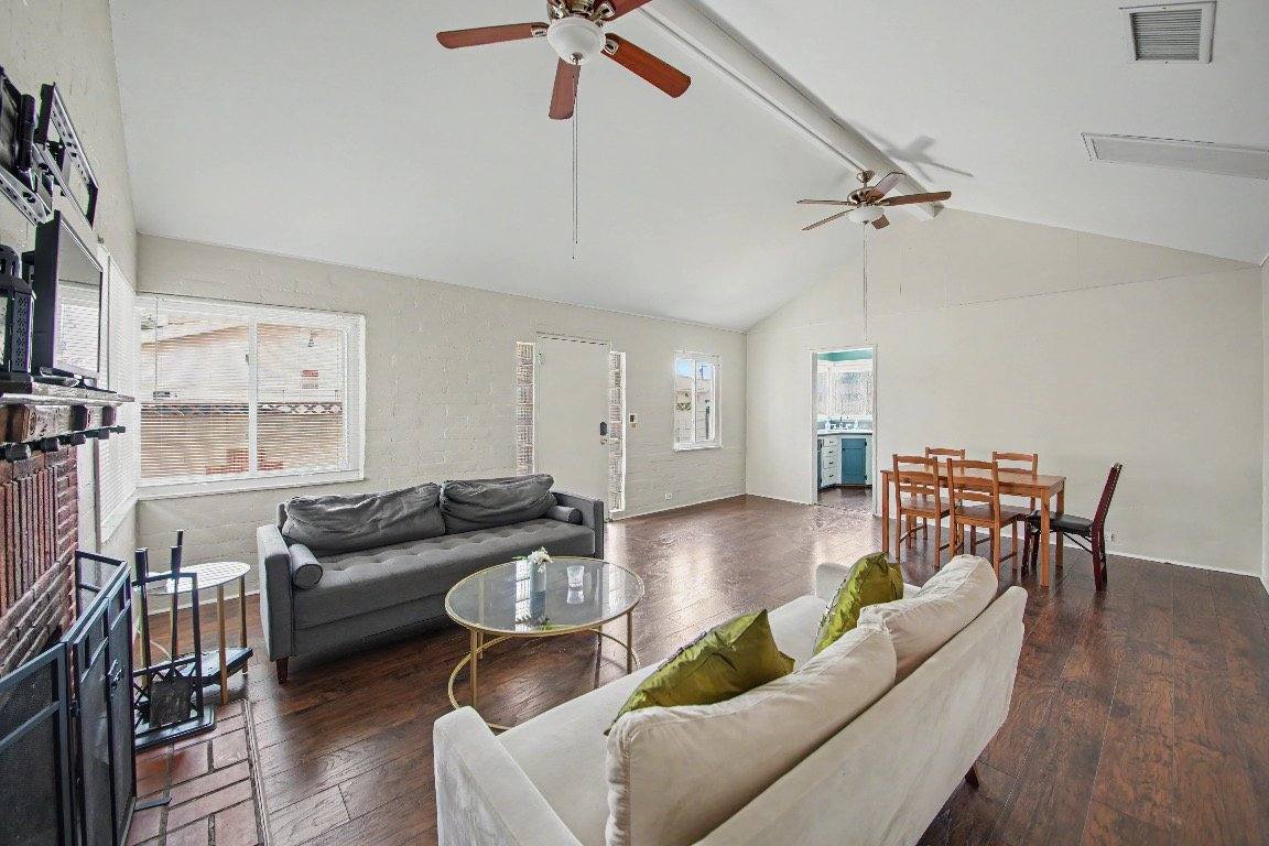 House for rent at 445 1 2 E Alisal Way, Covina, CA 91723