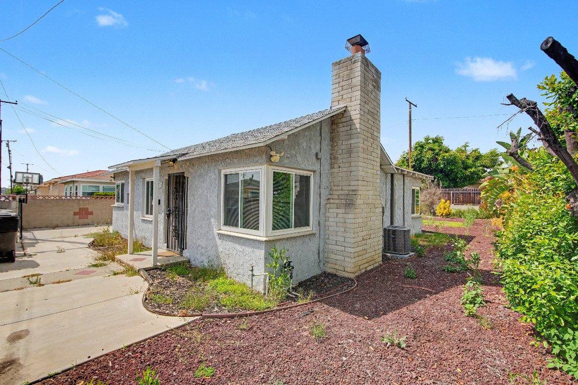 House for rent at 445 1 2 E Alisal Way, Covina, CA 91723
