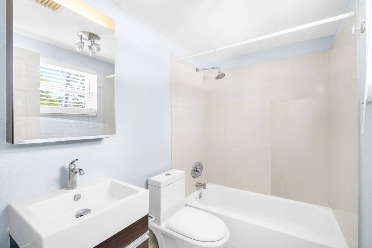 Apartment for rent at 416 NE 15th Ave #B1, Fort Lauderdale, FL 33301
