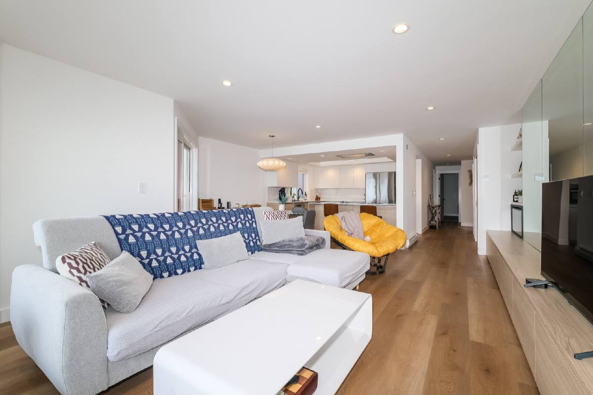 Condo for rent at 1639 Harbor Ave SW #301, Seattle, WA 98126