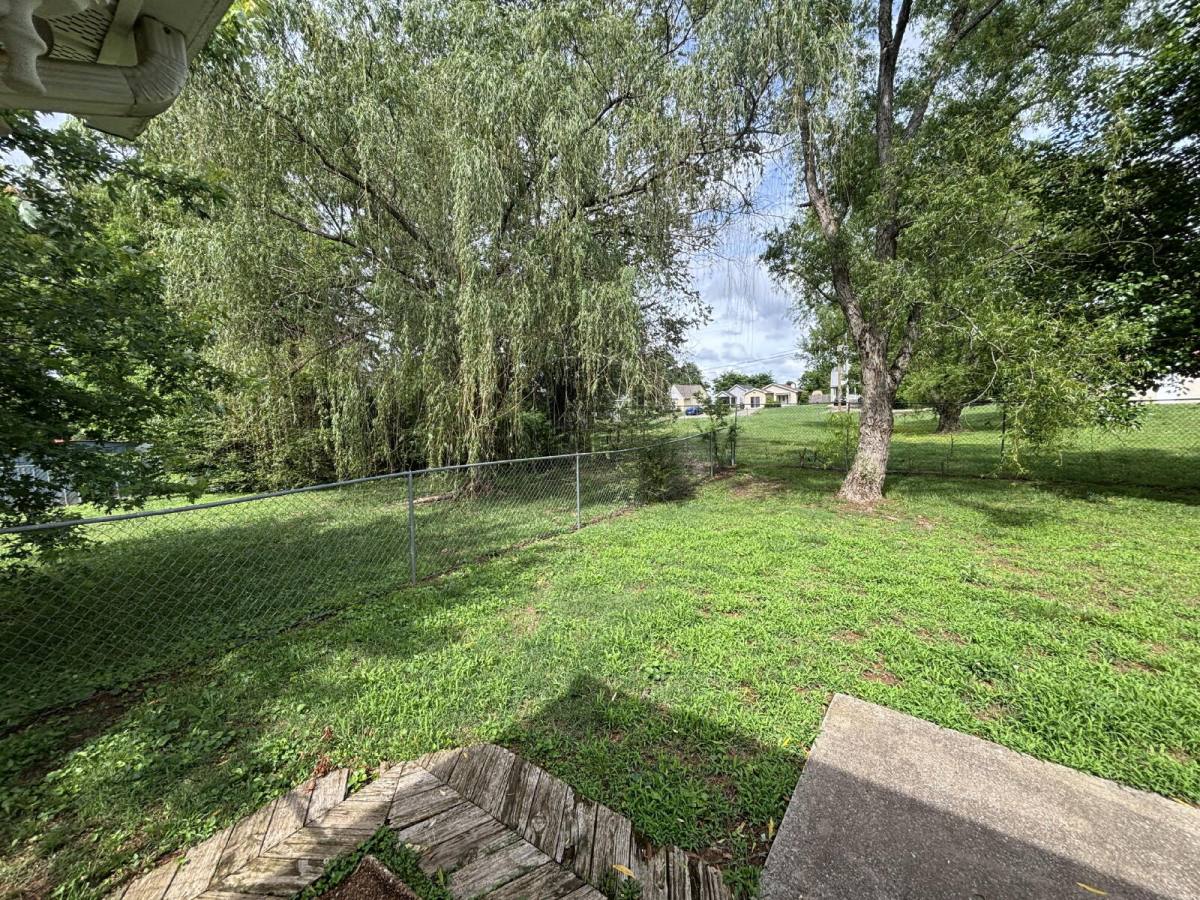 House for rent at 1140 Timothy Ave, Oak Grove, KY 42262