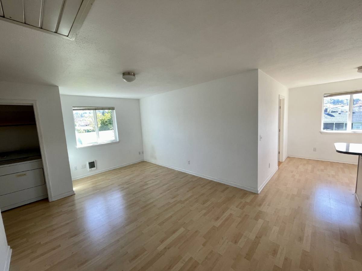 Apartment for rent at 2920 Pearl St #A, Eugene, OR 97405