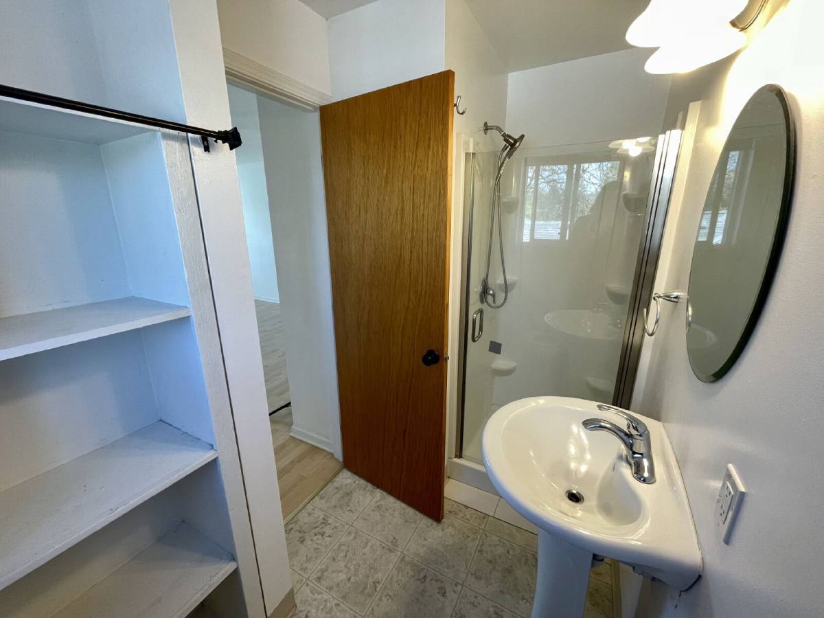 Apartment for rent at 2920 Pearl St #A, Eugene, OR 97405