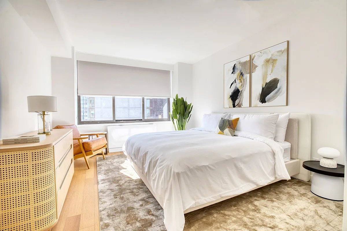 Apartment for rent at 301 E 94th St, New York, NY 10128