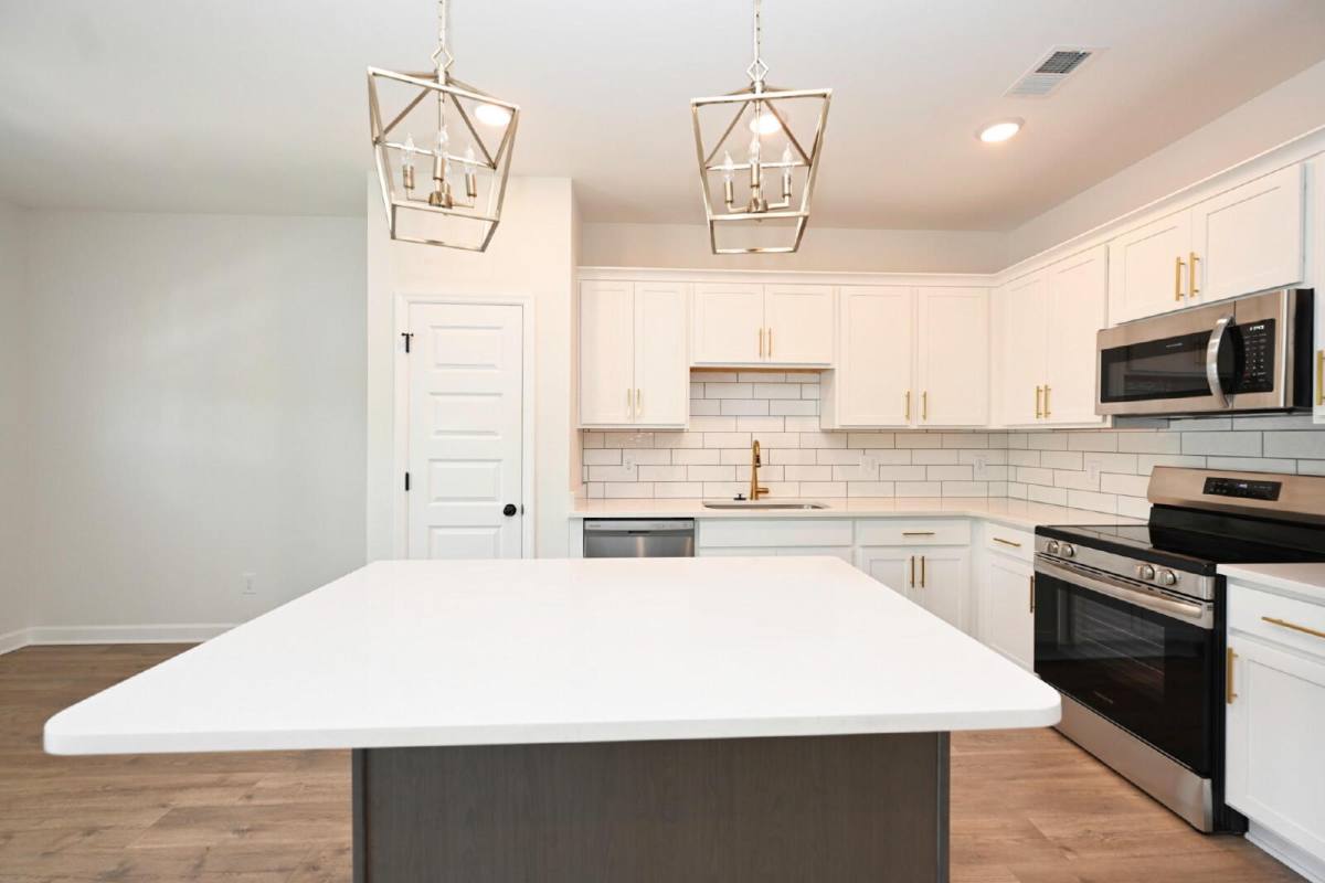 Townhouse for rent at 104 Beignet Private Alley, Hendersonville, TN 37075