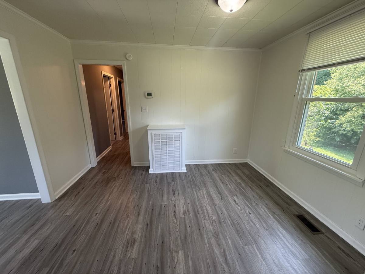 House for rent at 1318 Courtney Dr, Clarksville, TN 37042