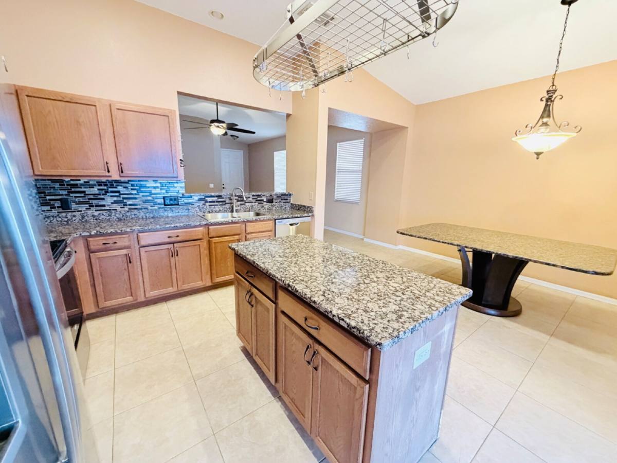 House for rent at 3227 Ogden Dr, Mulberry, FL 33860