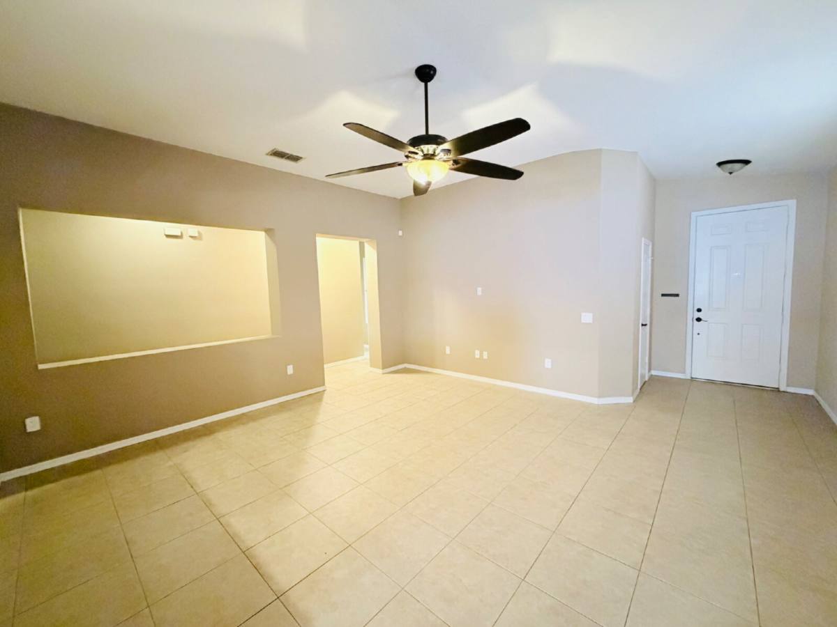 House for rent at 3227 Ogden Dr, Mulberry, FL 33860