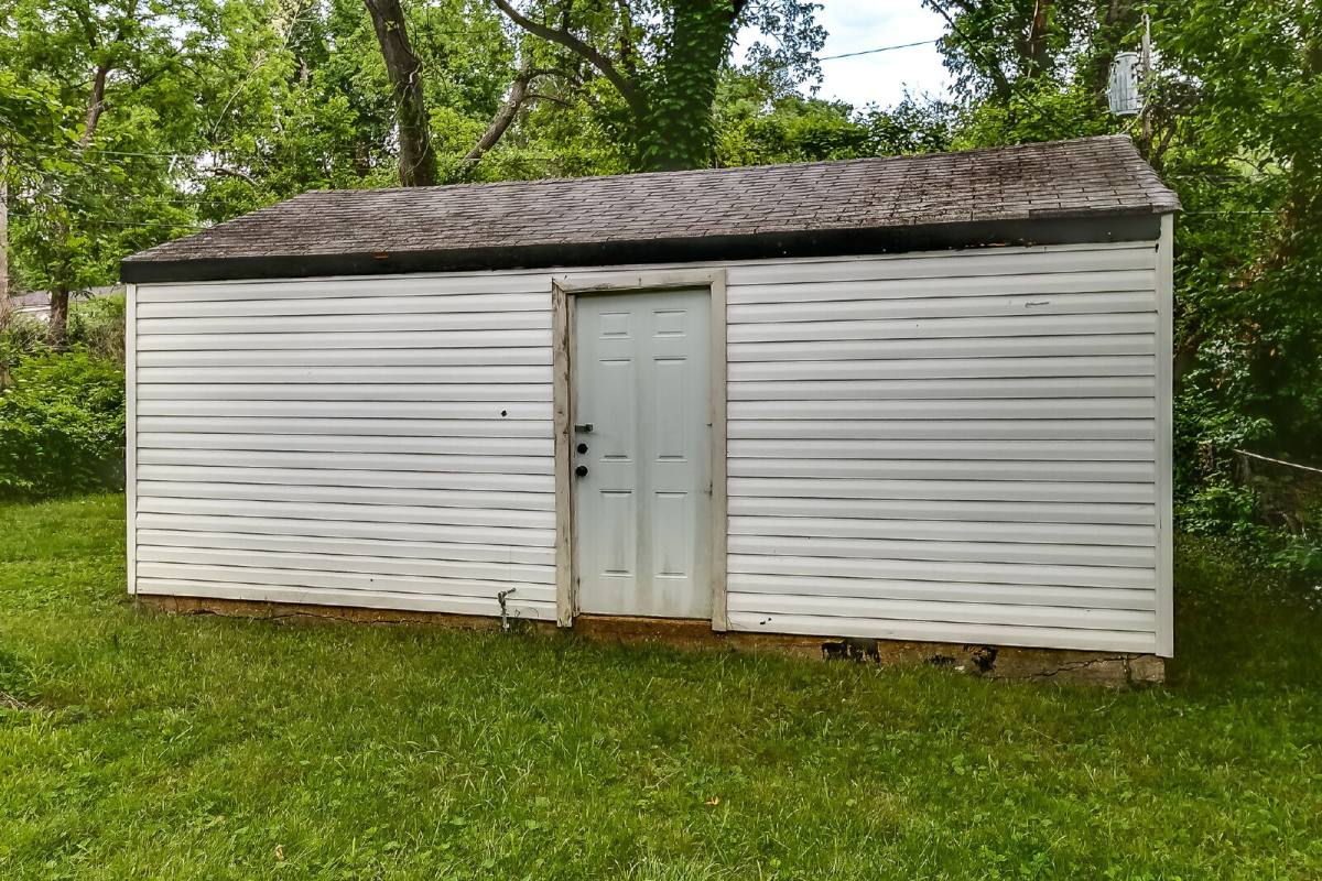 House for rent at 10348 Earl Dr, Saint Louis, MO 63136