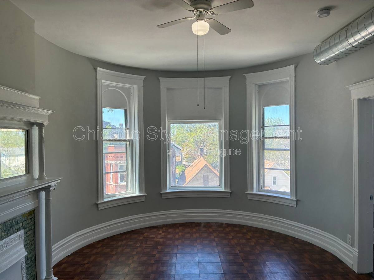 Apartment for rent at 9035 S Burley Ave, Chicago, IL 60617