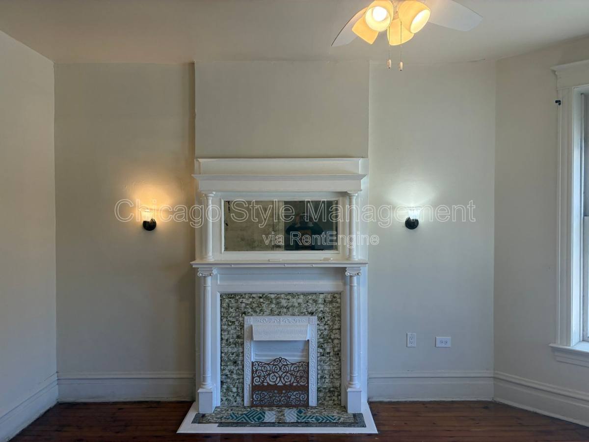 Apartment for rent at 9035 S Burley Ave, Chicago, IL 60617