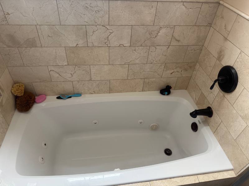 House for rent at 725 Buffalo Circle, Carol Stream, IL 60188