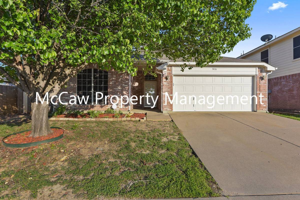 House for rent at 5416 Timber Ridge Dr, Fort Worth, TX 76137