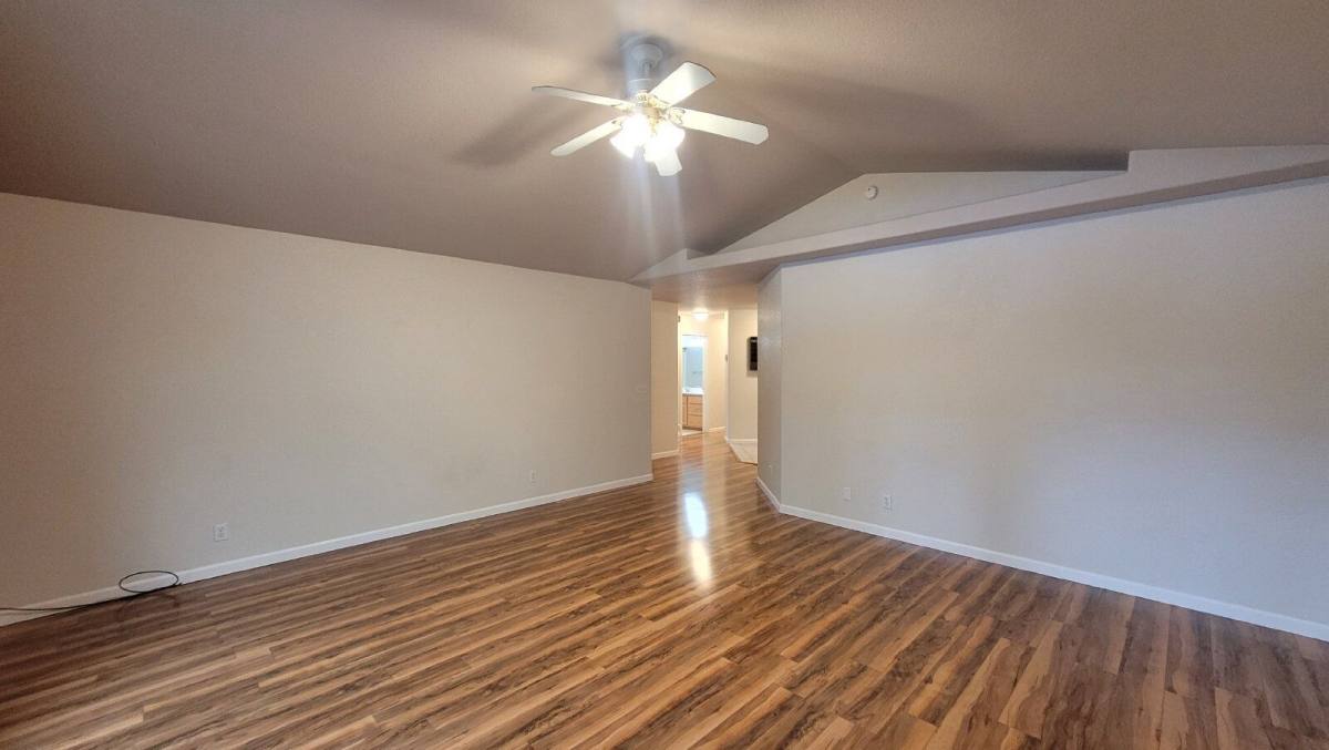 House for rent at 310 Village Dr, Winchester, OR 97495