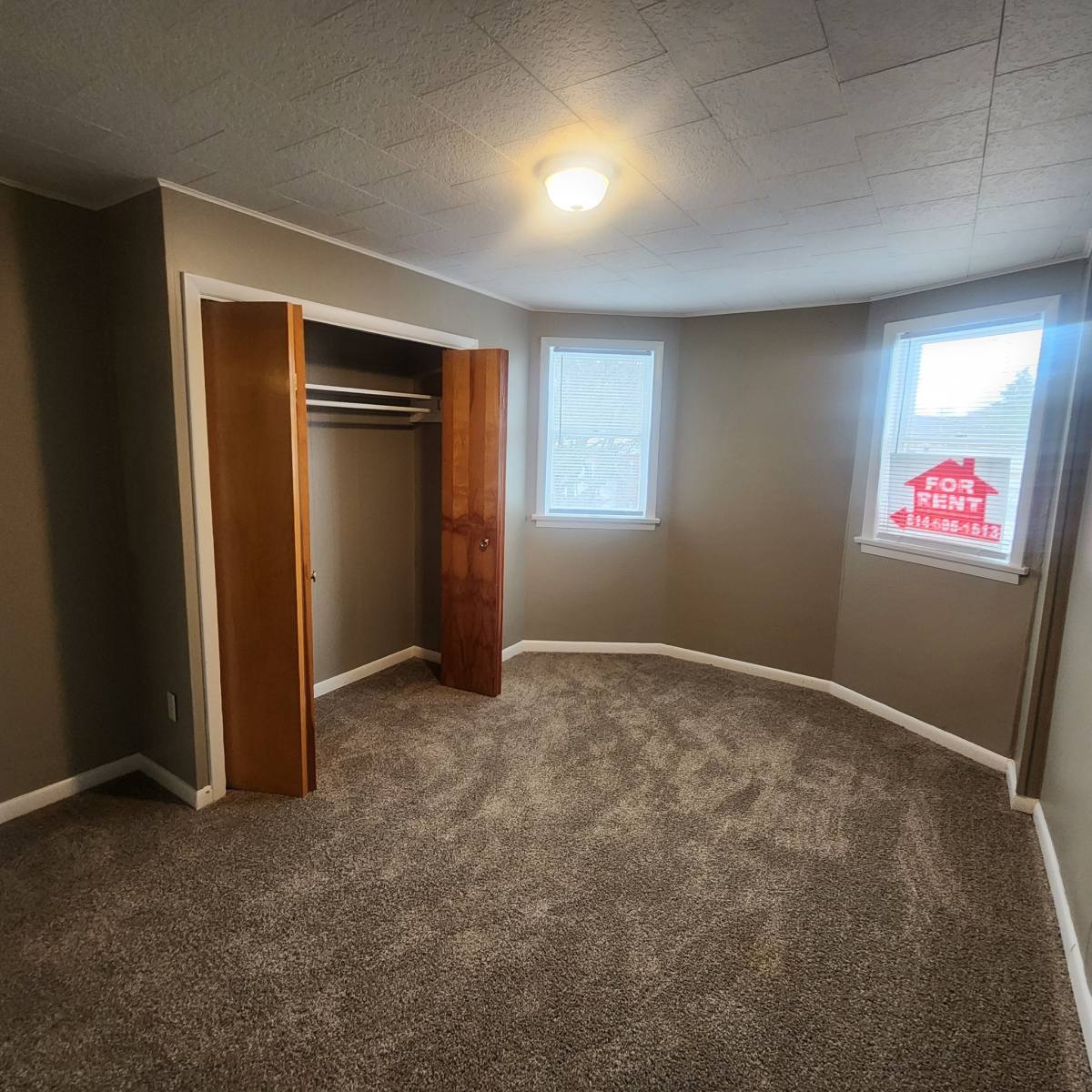 Townhouse for rent at 3908 5th Ave, Altoona, PA 16602