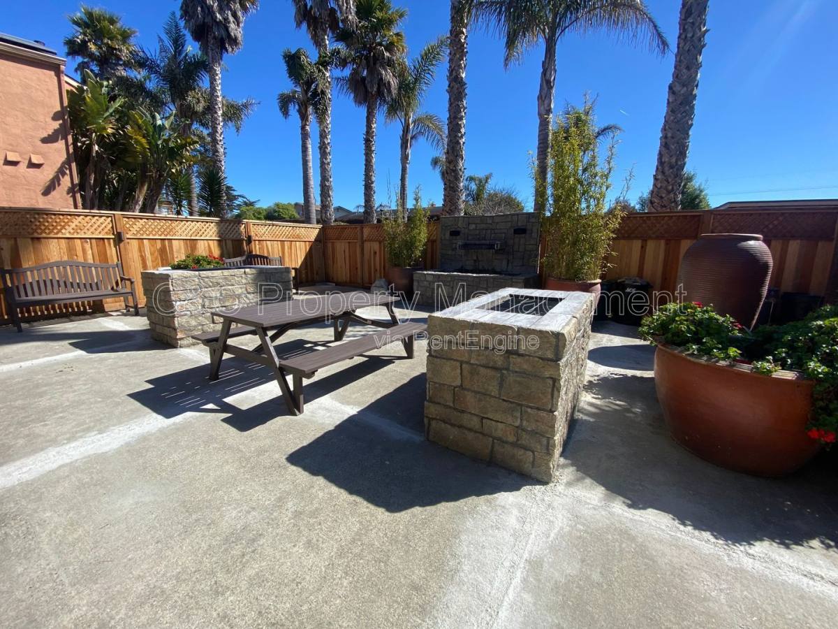 Apartment for rent at 3270 Del Monte Blvd #77, Marina, CA 93933