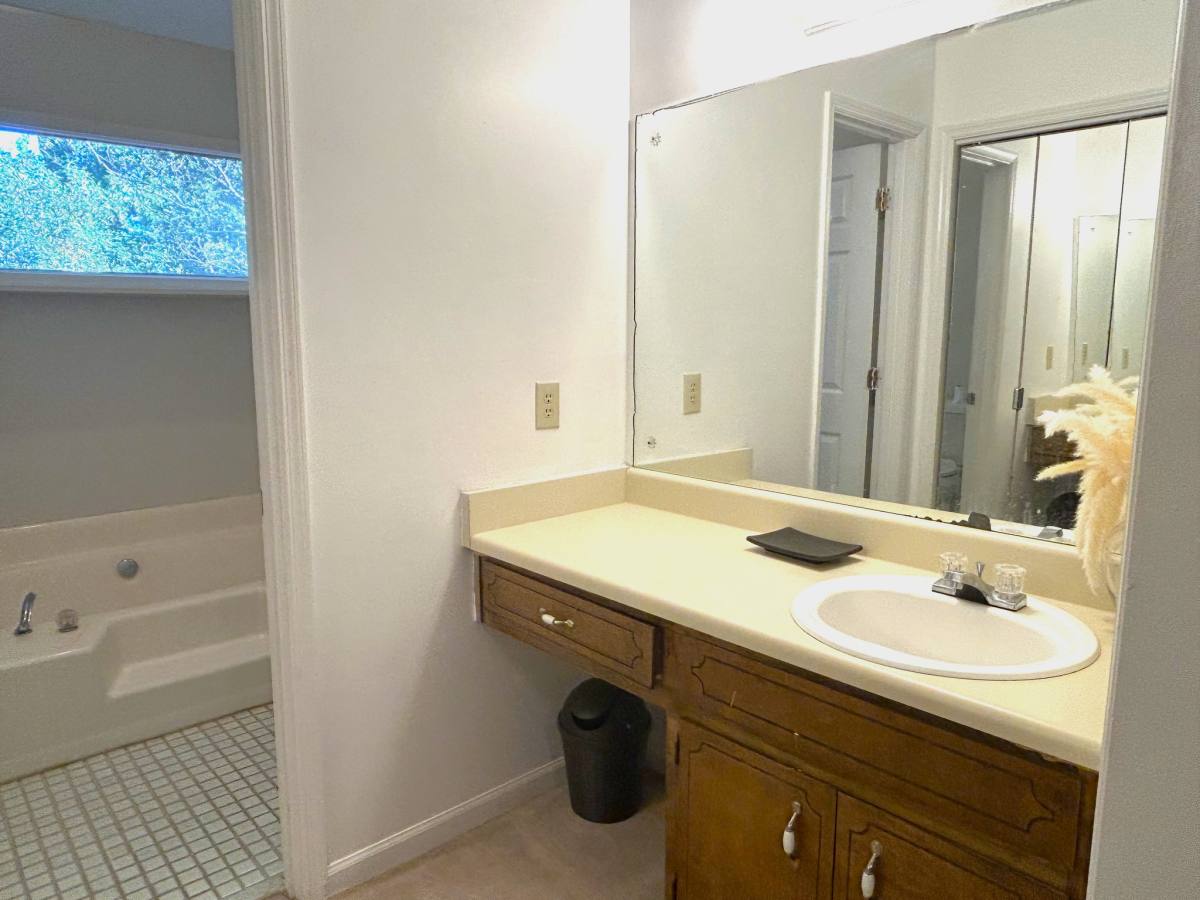 House for rent at 903 Forest Pointe Way, Jonesboro, GA 30238