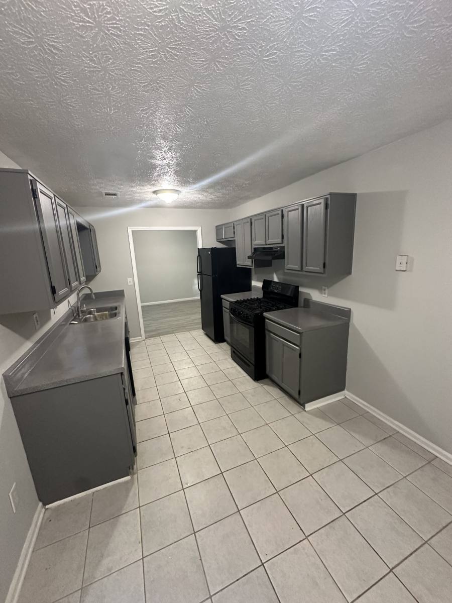 House for rent at 8406 Red Cedar Way, Riverdale, GA 30296