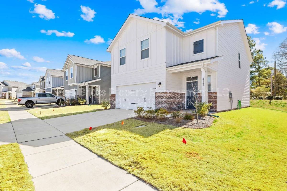 House for rent at 2128 Blue Sky Meadows Dr, Monroe, NC 28110