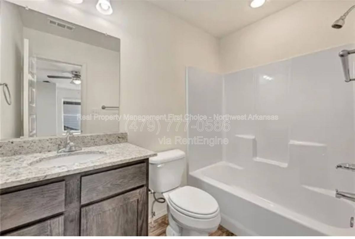 Apartment for rent at 733 S Benchmark Lane #2, Fayetteville, AR 72704
