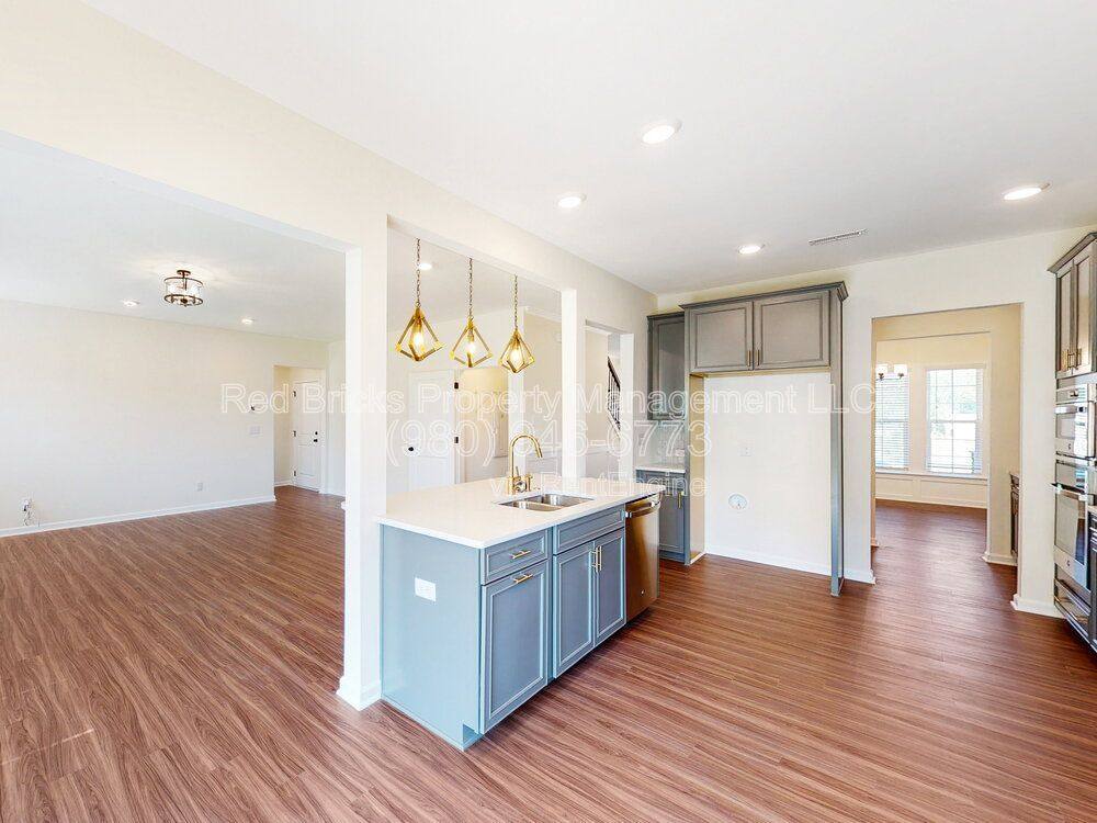 House for rent at 17712 Summers Walk Blvd, Davidson, NC 28036