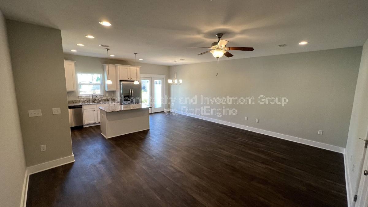 Townhouse for rent at 400 Mattie M Kelly Blvd, Destin, FL 32541