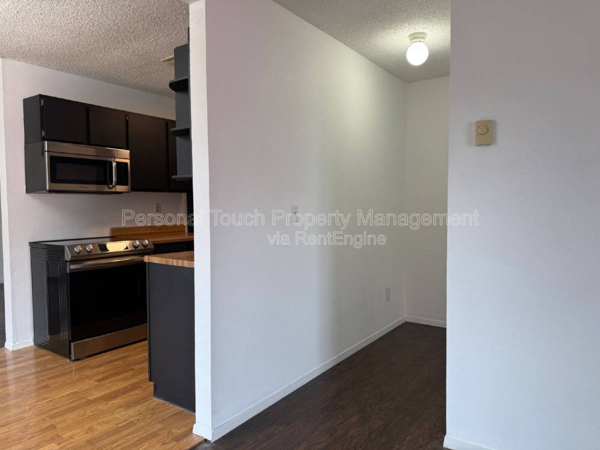 Townhouse for rent at 2131 2nd Ave E, West Fargo, ND 58078