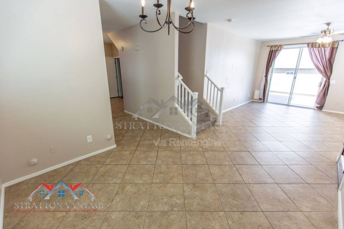 House for rent at 4352 E Carla Vista Dr, Gilbert, AZ 85295