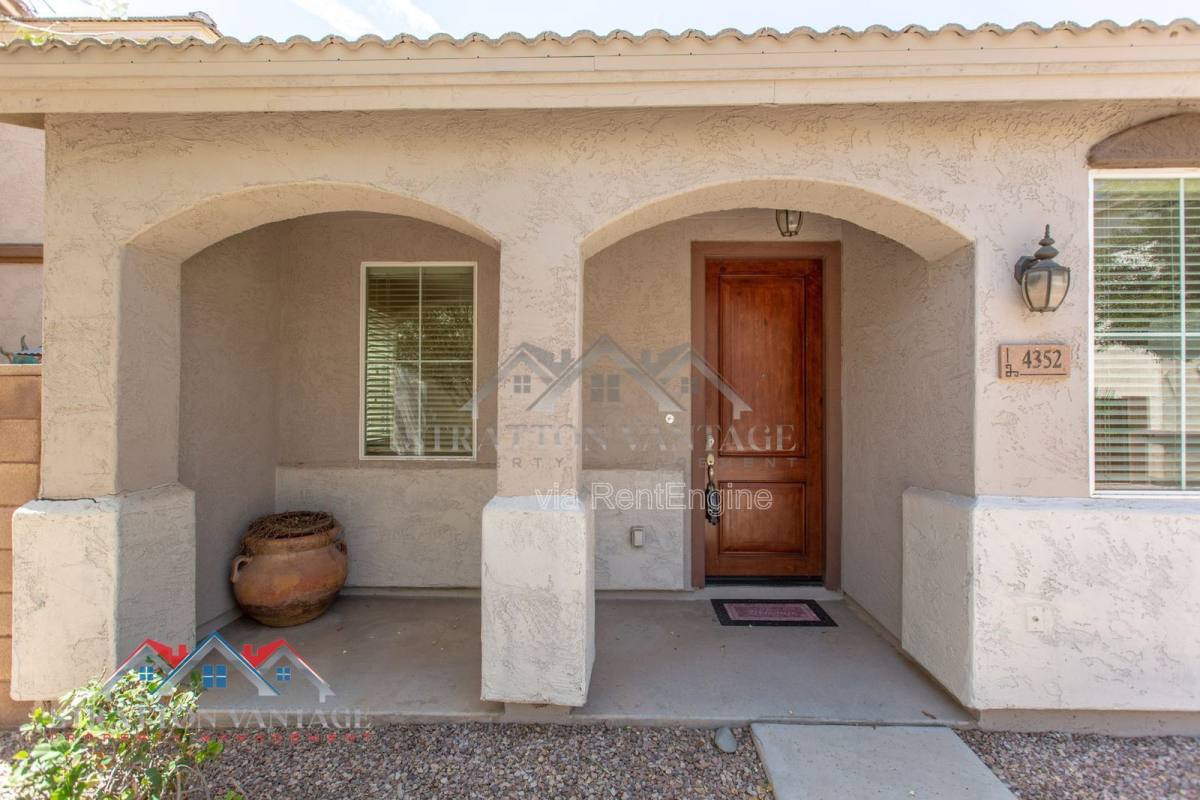 House for rent at 4352 E Carla Vista Dr, Gilbert, AZ 85295