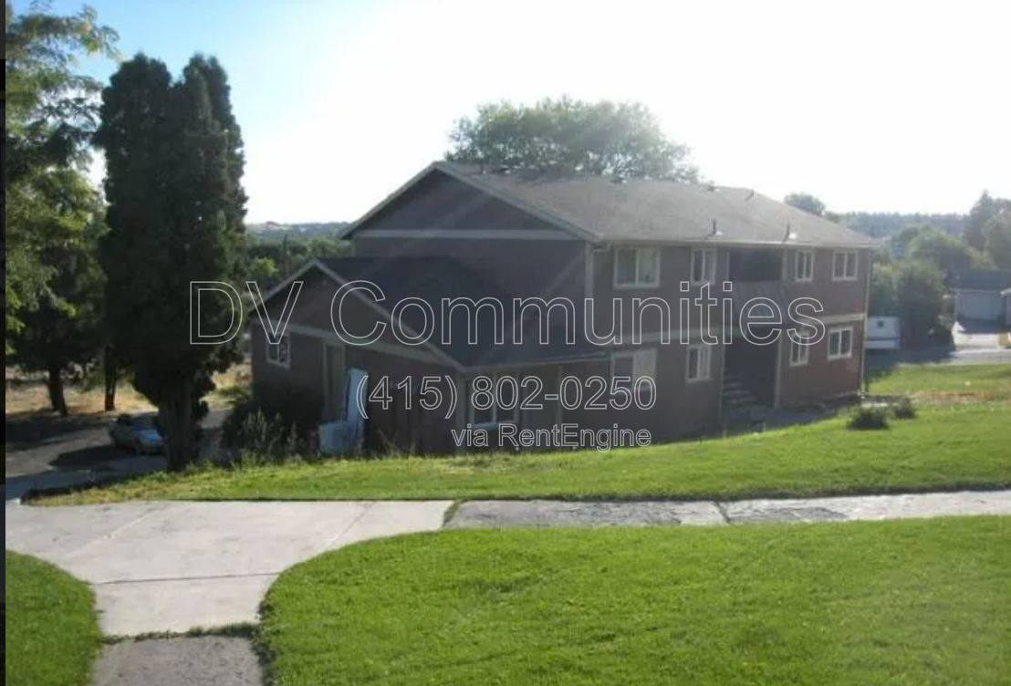 Apartment for rent at 389 NE 10th St #22, Madras, OR 97741